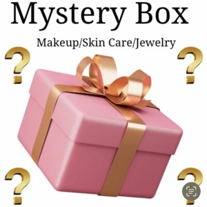 NEU Beauty gemischte Mystery Box alle brandneuen Artikel! 10 Artikel Make-up/Hautpflege/Nagel - Bild 1 von 1