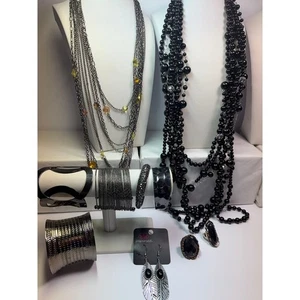 10 collana braccialetto braccialetto orecchini anello nero brillante canna di fucile grigio carbone  - Foto 1 di 11