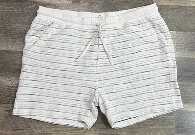 Pantalones cortos de tela de rizo a rayas grandes de capa marina para hombre  Foto 1 de 4