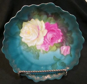 Royal Munich 8 15/16" Hand Painted China Plate Depicting Roses - Picture 1 of 4