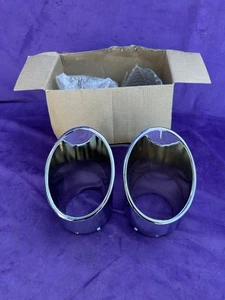 Ciro Slanted Muffler Pair Tips - Fits All 4 in. Straight or Megaphone Mufflers - Foto 1 di 8