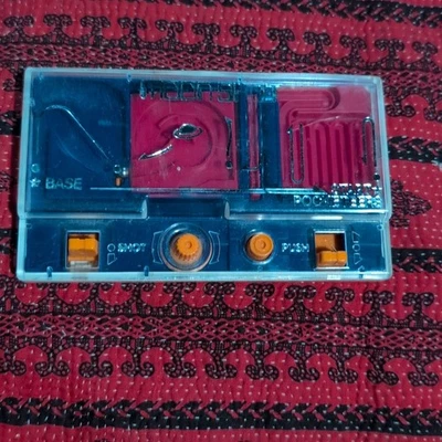 Vintage Tomy Pocketeers Moon Shot Palitoy Pocket Mate Handheld Game - Image 1 of 4