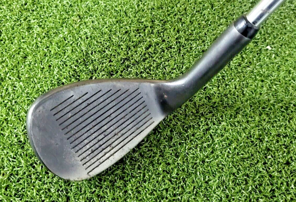 Rawlings Gap Wedge 52* 10*  /  RH  /  Stiff Steel ~35.25"  /  NEW GRIP  / jd3967 - Image 1 of 4