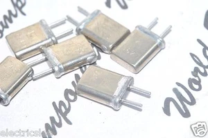 1pcs - 32.1715 MHZ Quartz Crystal Resonator / XTAL - Picture 1 of 3