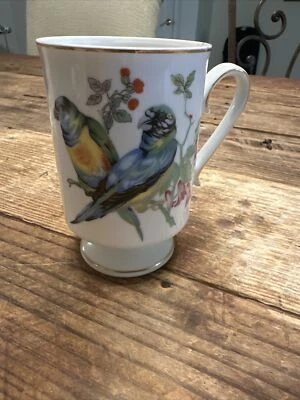 VTG Royal Windsor Parrots Cup Mug Fine Bone China Made in England 4" Gold Trim - Image 1 of 4