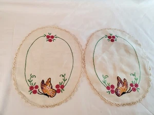 Vintage Handmade Embroidered Flowers And Butterflies Doilies Set Of 2 - Picture 1 of 10