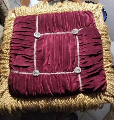 Velvet pillow covers 16x16 Pleated Theater Red W/ Gold Trim W/Metal Buttons Nice - Image 1 of 4