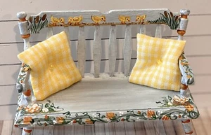 Dollhouse ARTISAN Hand-Painted DEACON'S BENCH 1:12 Miniature Farmhouse Decor - Picture 1 of 8