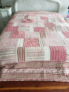 Pottery Barn Quilt Full/Queen 84" x 90" Patchwork Blumen Streifen KOSTENLOSER VERSAND - Bild 1 von 11