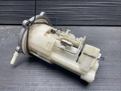 Yamaha YZF R1 2011, bomba de combustible, bomba de tanque de gasolina, #81425 Foto 1 de 4