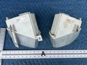 1995-1997 Volvo S90 V90 960 Front Left Right Marker Turn Signal Light OEM#2591EM - Picture 1 of 15