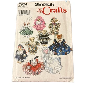 Simplicity 7934 Uncut Sewing Pattern Stuffed Animal Beanbag Clothes 8-9in - Picture 1 of 3