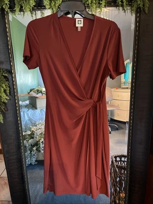 Платье с запахом клюквы Anne Klein размер 8 - Изображение 1 из 3