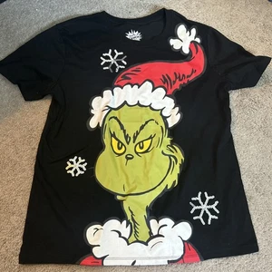 Dr. Suess The Grinch Girls' Festive Christmas T-Shirt Youth L NWOT - Picture 1 of 3
