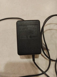 Super Nintendo SNES SNS-002 OEM Authentic Power Supply AC Adapter tested works - Picture 1 of 3