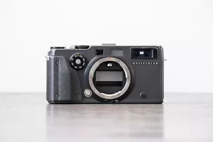 Hasselblad XPAN Body ONLY (Shutter Count 0336) Without Eyepiece - Picture 1 of 16