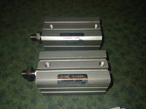(2) CDQSB20-35DM SMC Dbl Cilindri d'aria ad azione (23874B-G5) - Foto 1 di 5