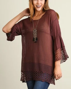 Umgee Pullover Oberteil 3/4 Arm leicht transparent Häkelsaum rot Bohne S  - Bild 1 von 5