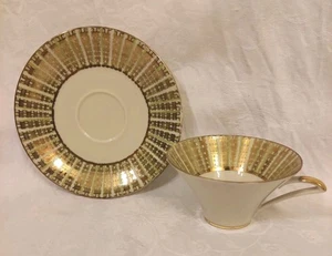 PORZELLAN SAMMELTASSE + UNTERTASSE *BAVARIA PORZELLAN* GRÜN-GOLD MIT GOLDRÄNDER - Bild 1 von 10