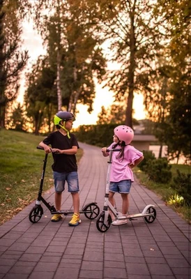 HyperMotion City-Scooter – Faltbarer Tretroller für Erwachsene und Jugendliche - Bild 1 von 4