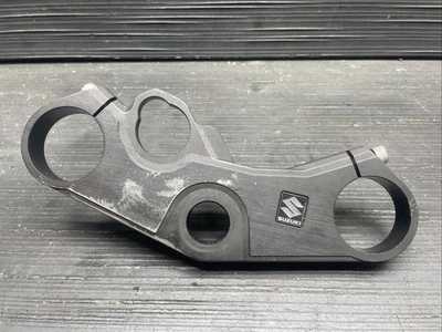 2006 Suzuki GSXR750 top triple tree fork bridge, #11425 - Image 1 of 4