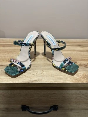 Женские босоножки на каблуке Steve Madden 8M Michelle многоцветные со змеиным принтом - Изображение 1 из 4