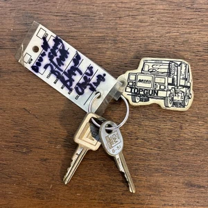 Vintage Set of Automotive Keys Lot of 2 GM Blazer - Picture 1 of 4