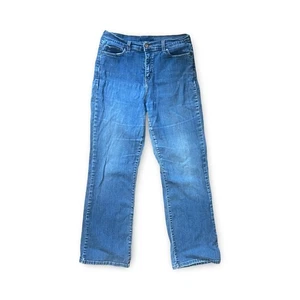 Levi's Women's Jeans Size 12 Medium Straight Leg Relaxed Denim Jeans - Picture 1 of 8