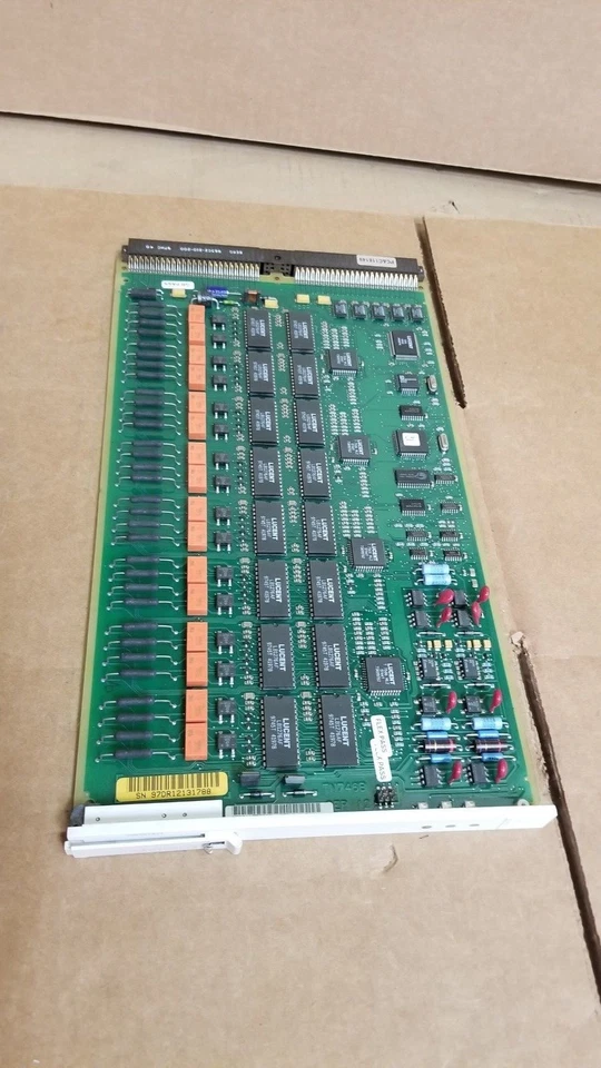 Lucent TN746B Analog Line V13 - Image 1 of 1