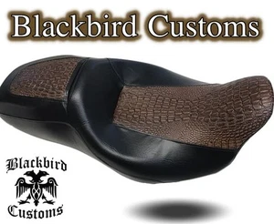2011-up Harley Street Glide / Road Glide BROWN Gator Seat Cover Skin - Bild 1 von 1
