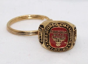 Vintage Chicago Bulls Kodak Championship Ring Schlüsselanhänger 91 92 93. - Bild 1 von 8