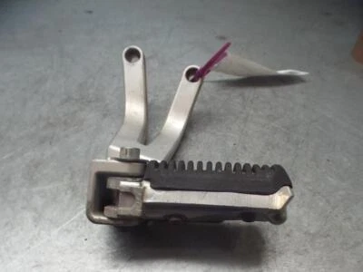 Clavija y suspensión lateral izquierda Suzuki RF900R RF 900 1995-1999 LHS  Foto 1 de 4