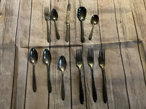 Antico assortimento di posate in argento - Foto 1 di 11