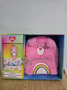 Care Bears Cheer Mini Rucksack Schlüsselanhänger Kartenhalter Geschenkset rosa neu im Karton - Bild 1 von 2