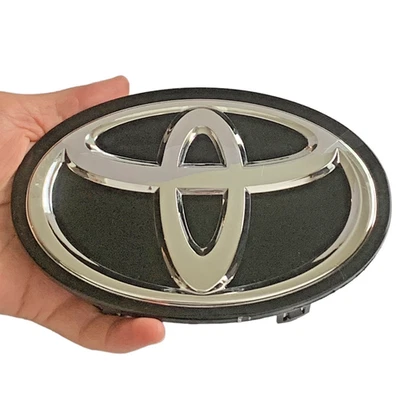 Logotipo cromado emblema parrilla delantera insignia Toyota Prius 2016-2019 Foto 1 de 4