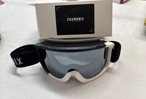 Chamonix Ski/Snowboard Goggles Black/White Adjustible Worn Once With Box. - Picture 1 of 7
