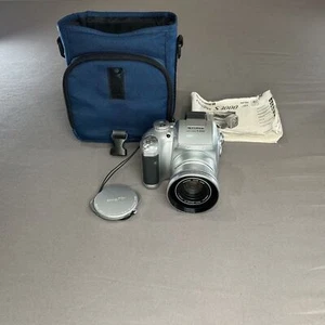 Fujifilm Finepix S3000 Digital Camera 6X Zoom 3.2mp Camera Bag OEM Manual Tested - Picture 1 of 13