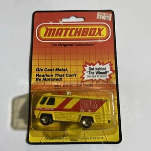Camión de bomberos Matchbox 1983 MB54 cardado espuma aeropuerto tender vintage - Imagen 1 de 3
