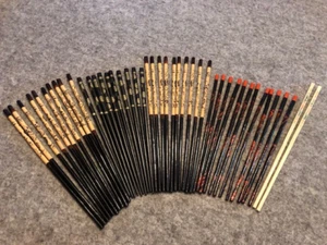 Konvolut Sushi japanische Eßstäbchen 44 Stück größtenteils lackiertes Holz - Bild 1 von 5