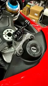 Ducati Panigale V4 2025 CARBONIO NEW !! Gopro , Insta360, Action Cam - Foto 1 di 5