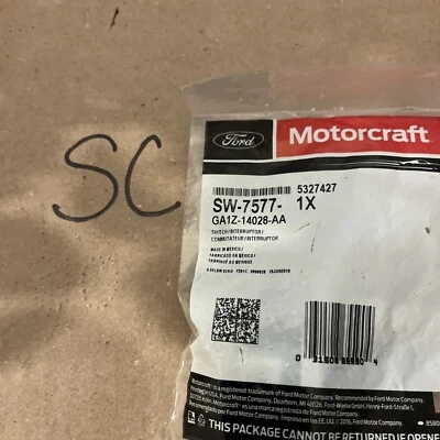 Motorcraft SW-7577 / Ford GA1Z-14028-AA Switch Assembly - Front Door - Central - Image 1 of 2