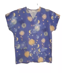 Simply Basic Medical Scrub Top Womens Size S Blue Sun Moon Stars V Neck Preowned - Picture 1 of 9