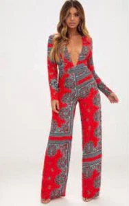 PRETTY LITTLE THINGS Red Scarf Print Long Sleeve Plunge Jumpsuit - SIZE 8 - NEW - Picture 1 of 2