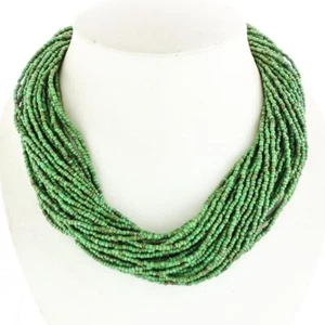 Collar gargantilla Luscious 40 hebras cuentas verdes, 18" - Imagen 1 de 3