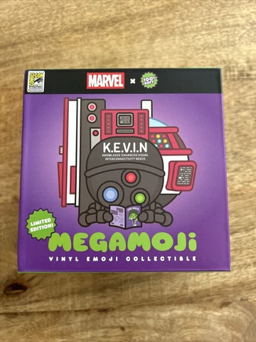 2023 SDCC 100% Soft KEVIN Megamoji Vinyl Bust SHE HULK Not Dumpster IN HAND Cover
