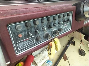 Toggle Switches And Fuses Dash Panel 1986 Sea Ray 268 - Bild 1 von 4