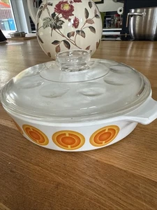 Pyroflam Auflaufform Topf mit Kind Retro 1979er Kochfeld Backofen weiß orange Pyrex - Bild 1 von 4