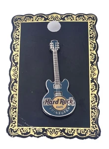 Hard Rock Cafe Pin Edinburgh Europe Core Guitar Limited Edition Carded - Picture 1 of 7