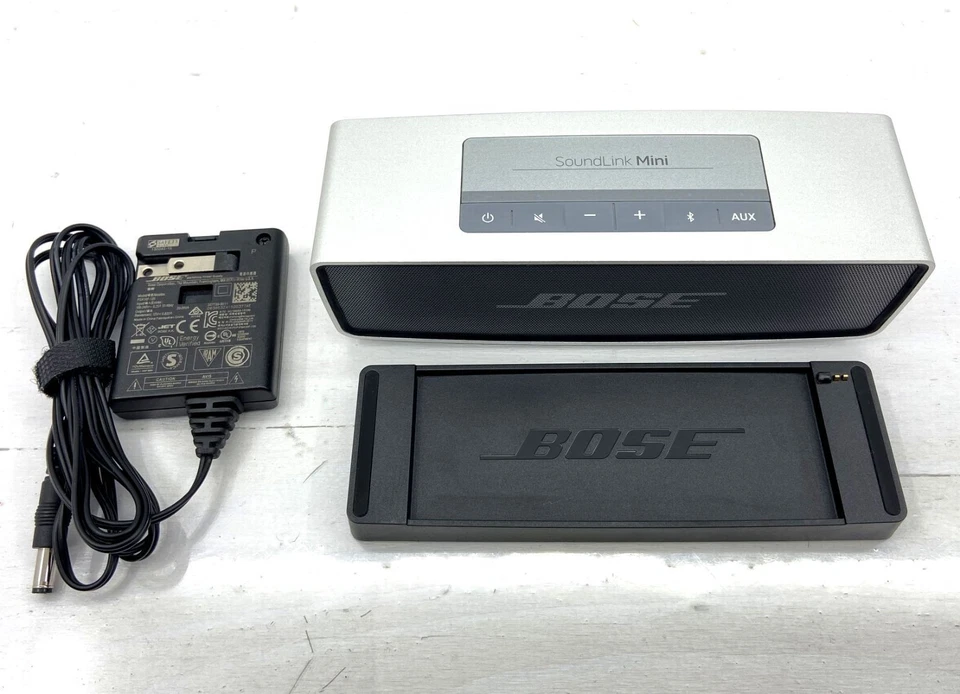 BOSE soundlink mini ii special edition speaker black Bluetooth - Image 1 of 4