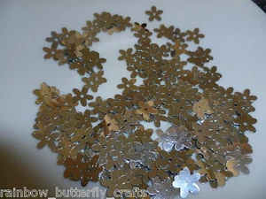 Flower Sequins 10mm 5 Petals 6 grams Metallic Silver - Picture 1 of 1